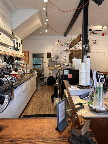 50 Queens St, Port Moody, BC V3H 2N4