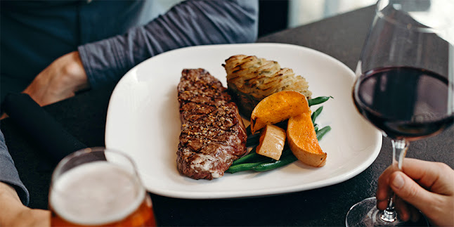 Moxies Toronto Downtown Restaurant - Toronto