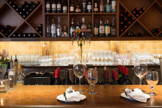 1077 56 St, Delta, BC V4L 2A2