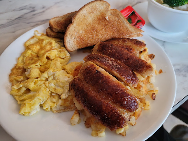 Evelyn's Cafe & Bistro - Vancouver