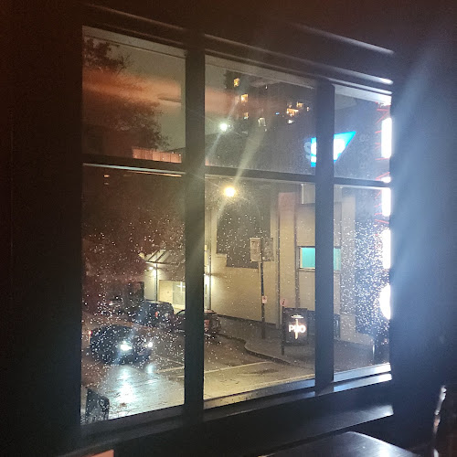 1011 Mainland St, Vancouver, BC V6B 5P9