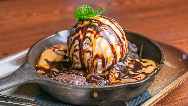 5909 Signal Hill Centre S W, Calgary, AB T3H 3P8