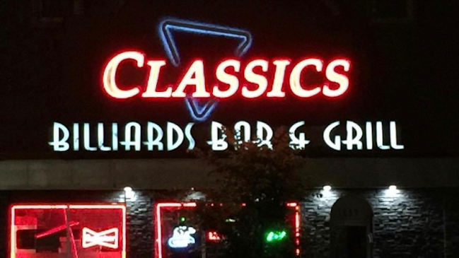 Classics Billiards Bar & Grill - Winnipeg