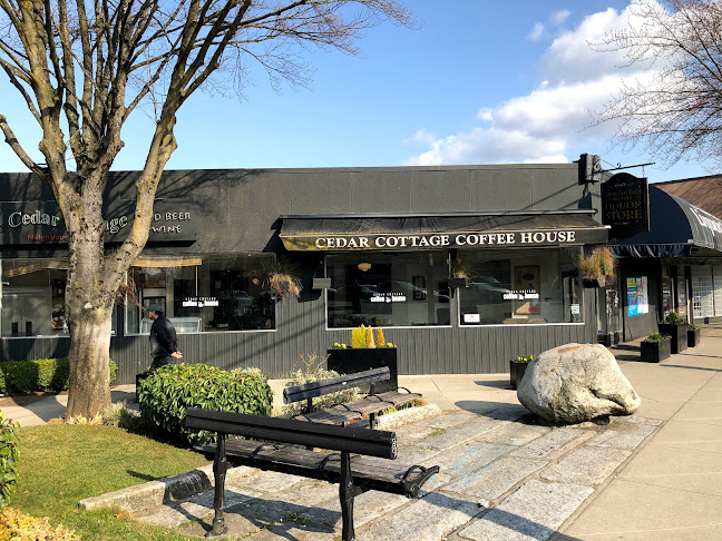Opinii despre Cedar Cottage Liquor Store în Vancouver - Hospitality and gastronomy