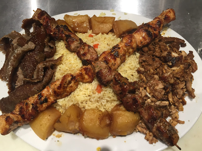 Sakis Mediterranean & Greek Restaurant - Hospitality and gastronomy