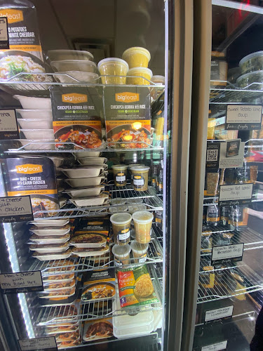 Opinii despre Big Feast Bistro în Maple Ridge - Hospitality and gastronomy