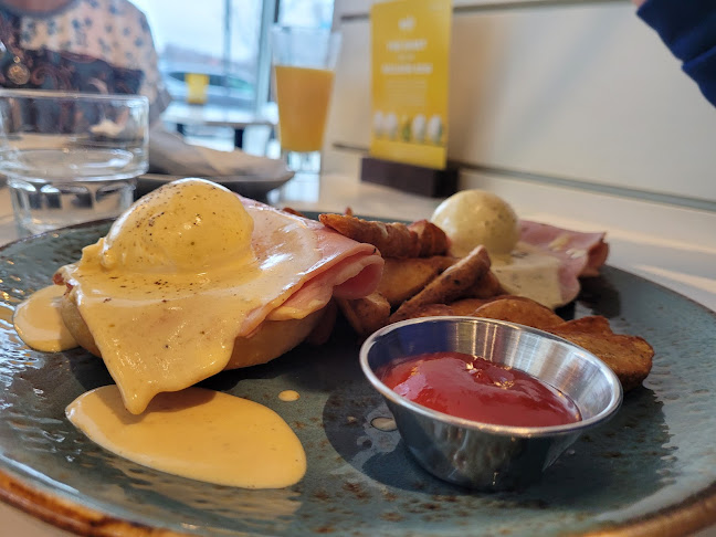 OEB Breakfast Co. - Saskatoon