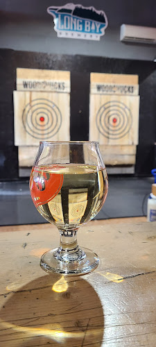 Comentarii opinii despre Woodchucks Axe Throwing