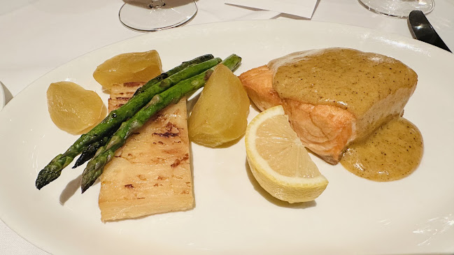 Comentarii opinii despre Gotham Steakhouse & Cocktail Bar