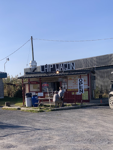 L'Il Mom's Chip Wagon - Hospitality and gastronomy