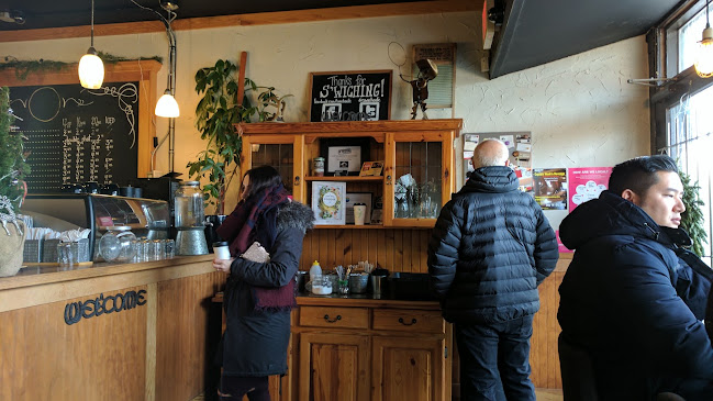 644 Queensbury Ave, North Vancouver, BC V7L 3V6