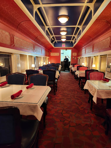 Resto Gare And Train Bar Bistro - Hospitality and gastronomy