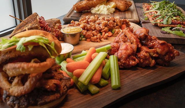 Opinii despre Cravin's Chill & Grill în Sarnia - Hospitality and gastronomy