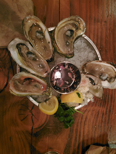 The Portside Pub - Hospitality and gastronomy