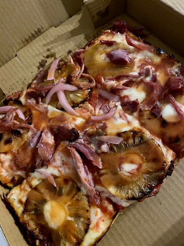 ACES PIZZA - Hospitality and gastronomy