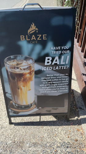 Comentarii opinii despre Blaze Gourmet Burgers | Dine-in Takeout and Catering