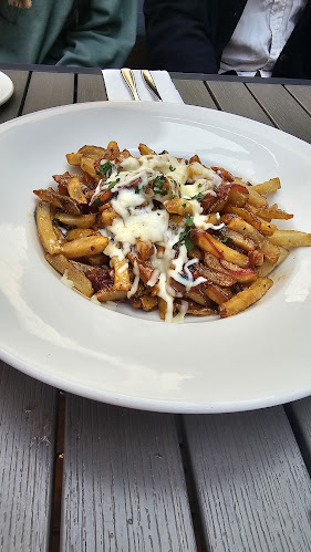 500 N Rd, Gabriola, BC V0R 1X0