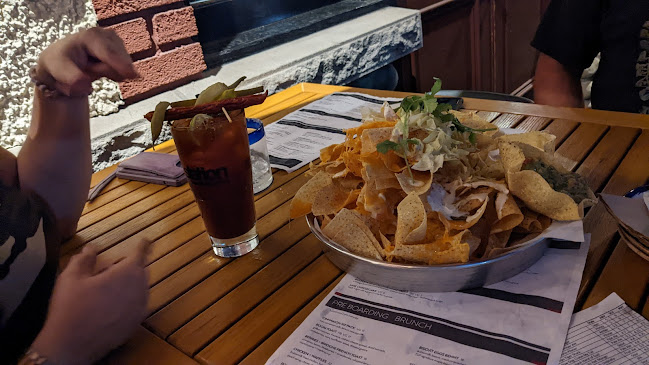 Opinii despre Train Station Pub în Kelowna - Hospitality and gastronomy