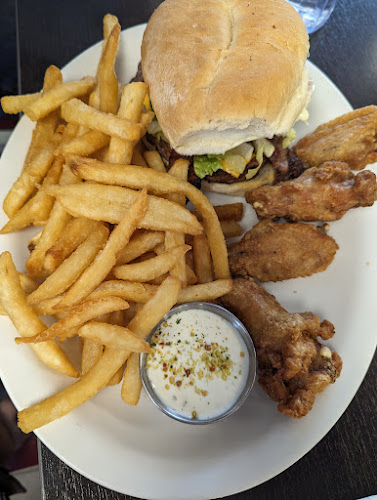 1883 Ness Ave, Winnipeg, MB R3J 0Y8