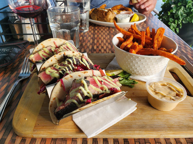 32 S Front St, Belleville, ON K8N 2Y3