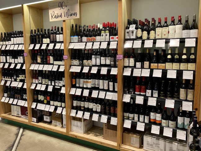 Toby's Liquor Store - North Shore - Hospitality and gastronomy