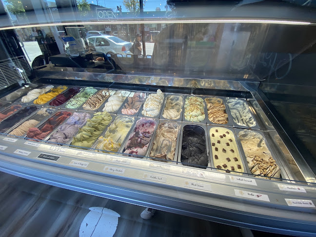 Fior Di Latte Cafe, Bakery & Gelato - Hospitality and gastronomy