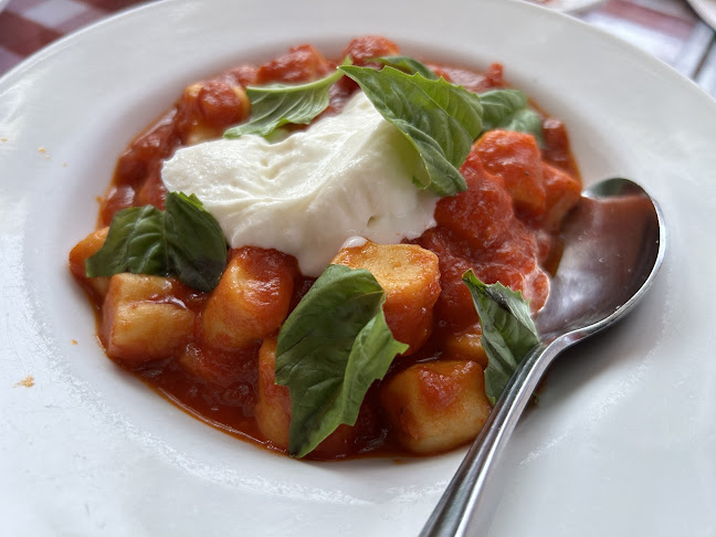 Opinii despre Sugo în Toronto - Hospitality and gastronomy