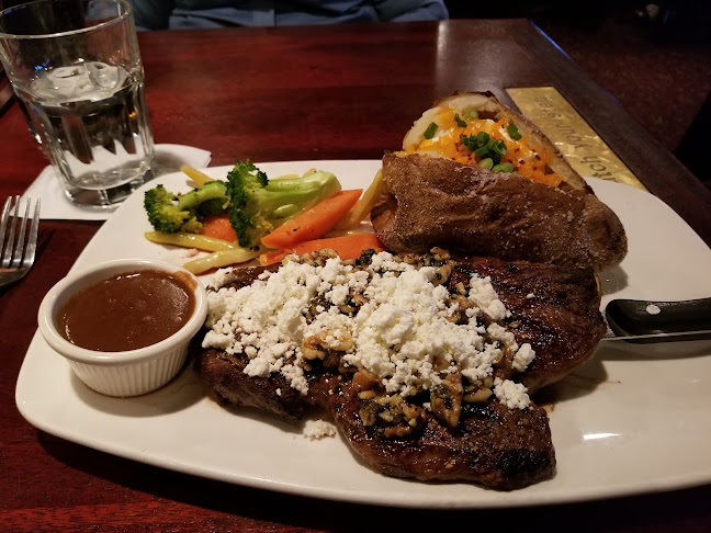 Comentarii opinii despre Bâton Rouge Grillhouse & Bar