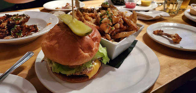 Opinii despre The Cannibal Cafe în Vancouver - Hospitality and gastronomy