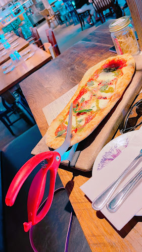 Comentarii opinii despre Scaddabush Italian Kitchen & Bar