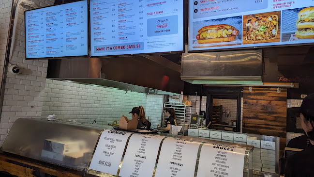 Opinii despre Fancy Franks în Toronto - Hospitality and gastronomy