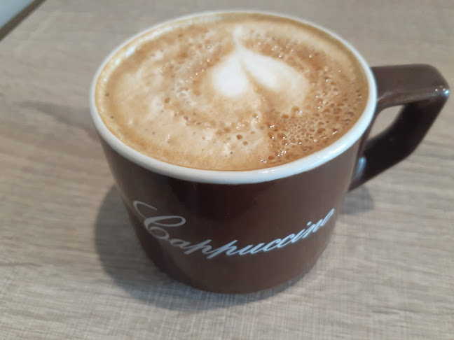 1002 Hillside Ave, Victoria, BC V8T 2A3