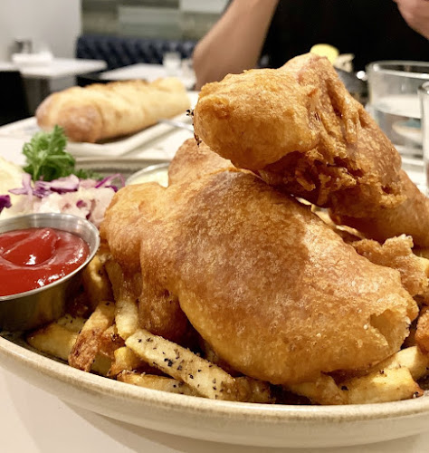 762 Cambie St, Vancouver, BC V6B 2P2