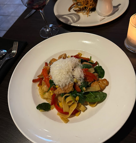 Garlic's of London - Hospitality and gastronomy