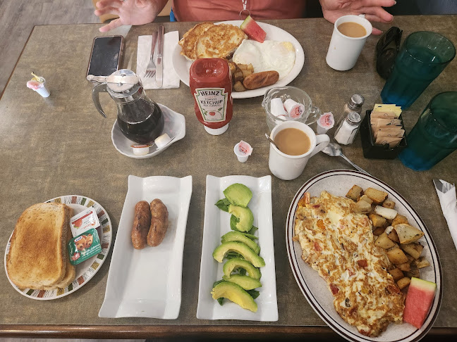 10834 Whyte Ave NW, Edmonton, AB T6E 2B3