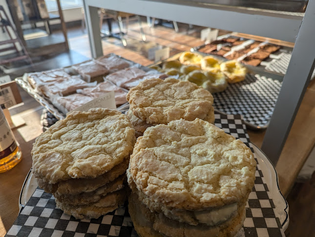 Lemon Bakery - Hospitality and gastronomy