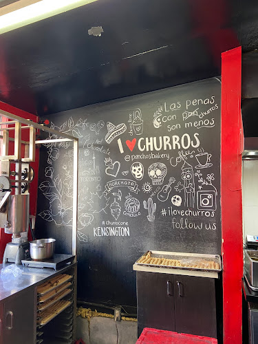 214 Augusta Ave, Toronto, ON M5T 2L4