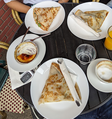 2435 4 St SW, Calgary, AB T2S 2T4