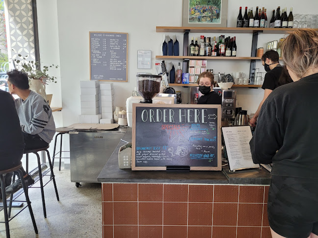 Comentarii opinii despre Rosewood Foods