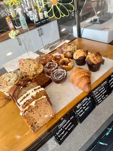 2318 Danforth Ave Unit 5, East York, ON M4C 1K7