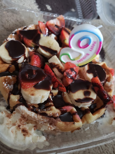 Comentarii opinii despre Arveen's Express Cafe & Waffles By Khi Coffee