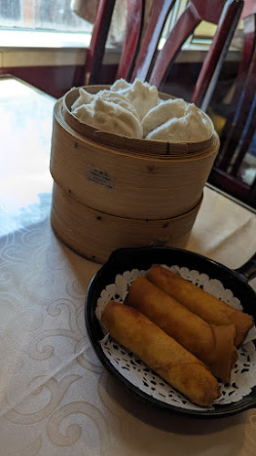 Comentarii opinii despre U & Me (Centre St. SW)