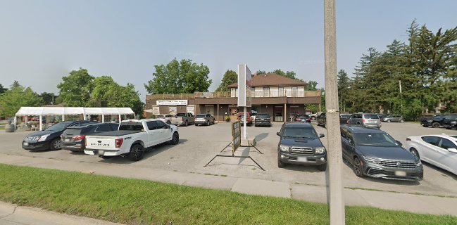 Queen's Coach Family Restaurant