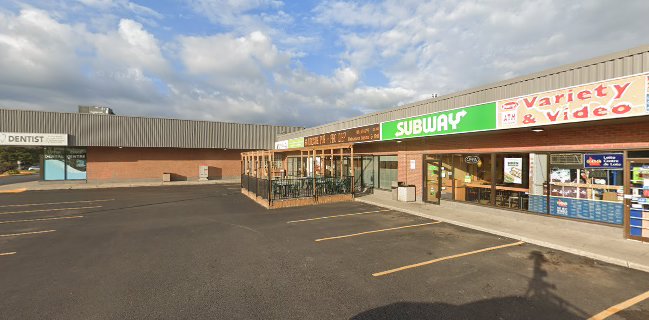 Famo Pizza And Wings - Hospitality and gastronomy