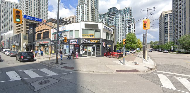 Fresh Burger Yonge st - North York