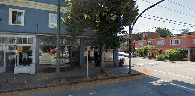 Aphrodite's Organic Pie Shop