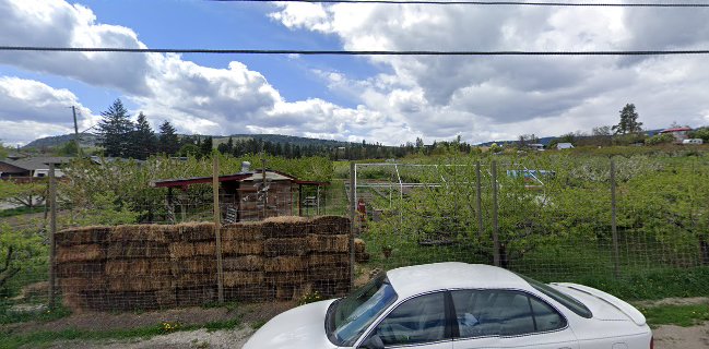 Westbank Corner Fruit Stall