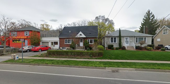 Skinny Louise - Pizzeria and Bar