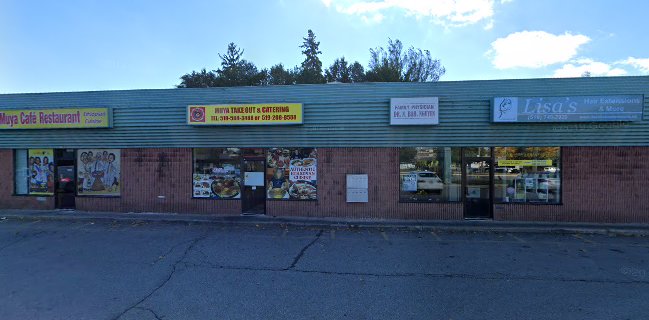 215 Highland Rd W, Kitchener, ON N2M 3C1