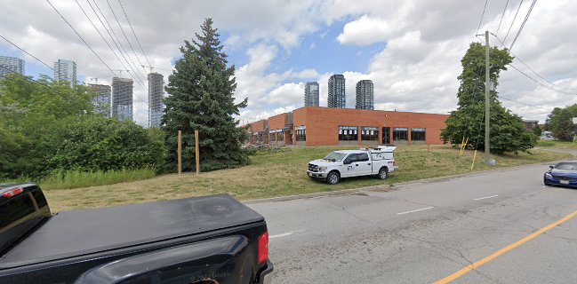 7695 Jane St unit 15-16, Concord, ON L4K 1A8